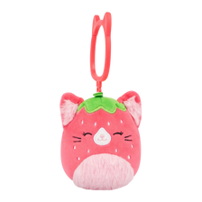 SQUISHMALLOWS klíčenka –⁠⁠⁠⁠⁠⁠⁠⁠⁠⁠⁠⁠⁠⁠⁠⁠⁠⁠⁠⁠⁠⁠⁠⁠⁠⁠⁠⁠⁠⁠⁠⁠⁠⁠⁠⁠⁠⁠⁠⁠⁠⁠⁠⁠⁠⁠⁠⁠⁠ Jahodová kočka Olma, 9 cm